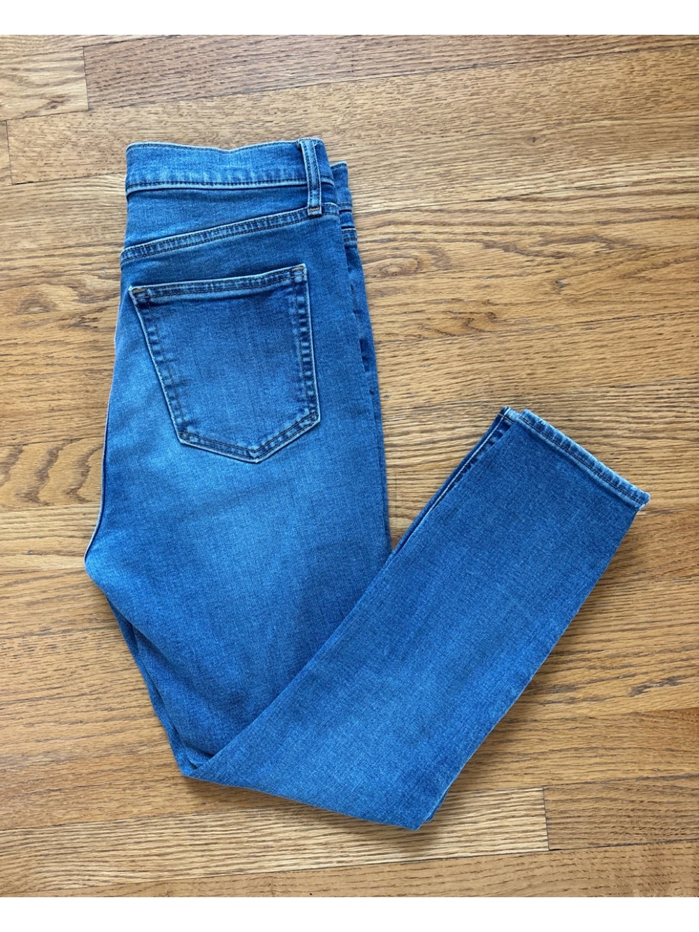 Gap True Skinny Sky High Skinny Jeans in size 29
